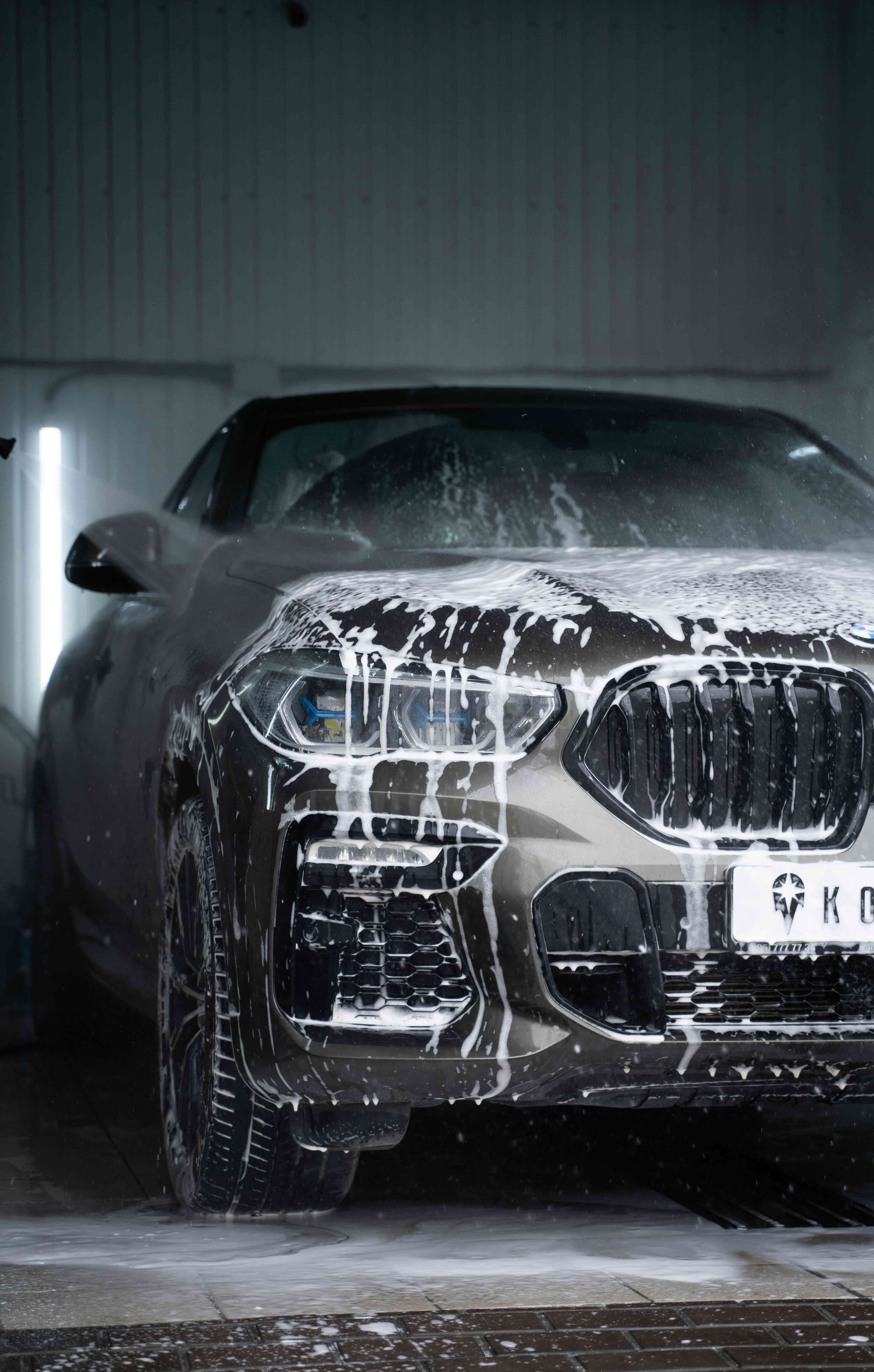 Full Valet interior and exterior car service MC AutoGleam BMW Wash